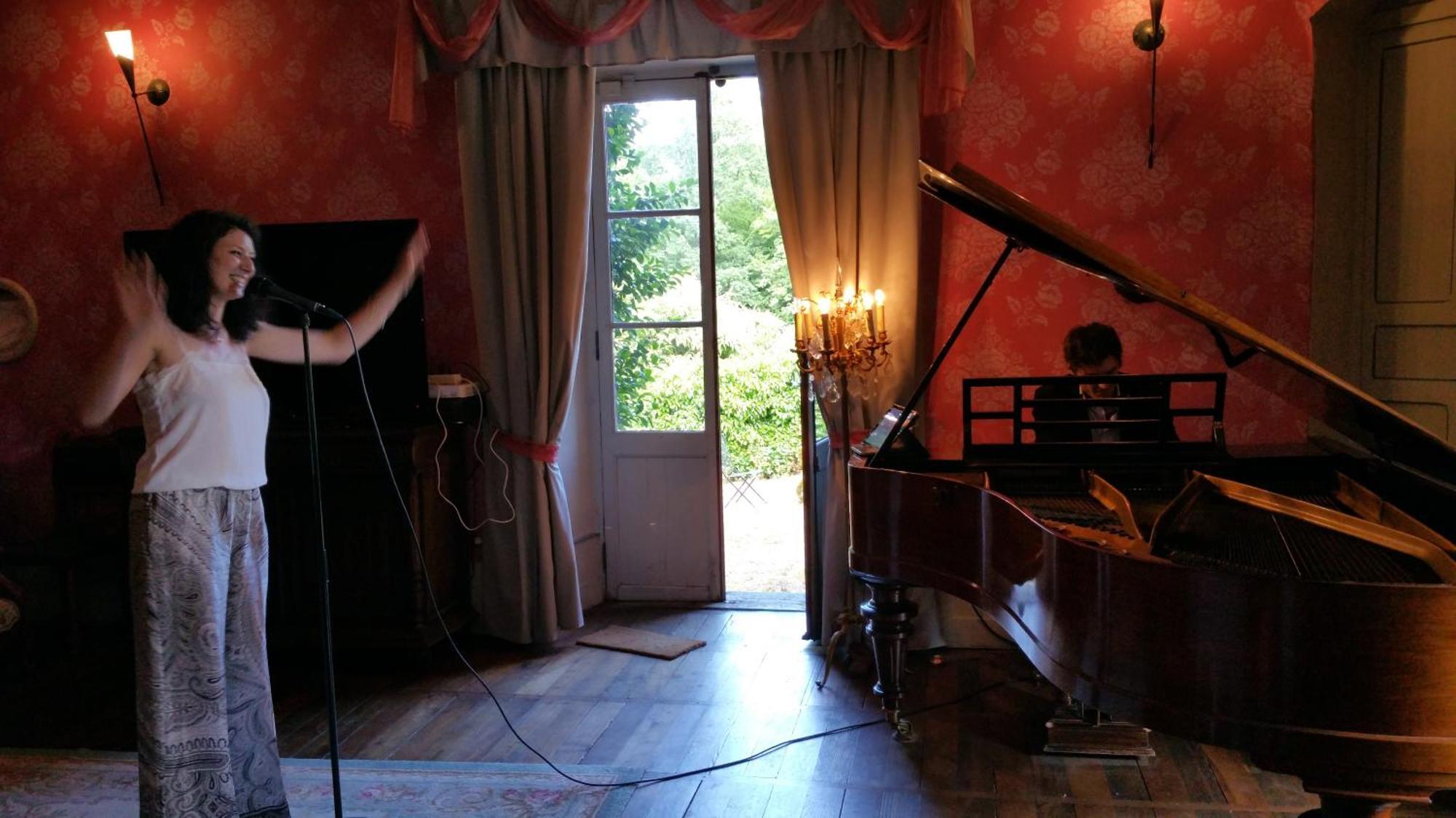 Chateau De Bellefond Lagraulière Esterno foto
